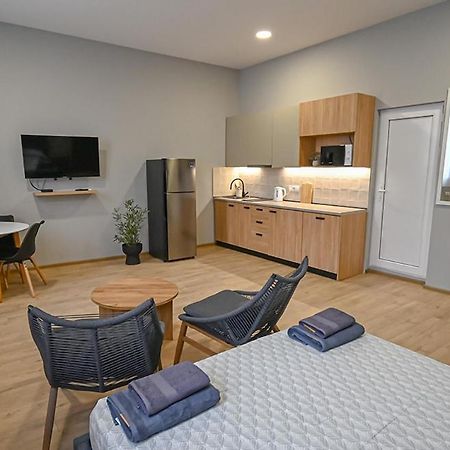 Big Studio Apt.On Liberty Square 트빌리시 외부 사진