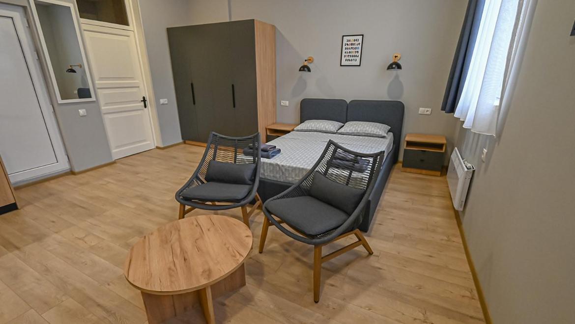 Big Studio Apt.On Liberty Square 트빌리시 외부 사진